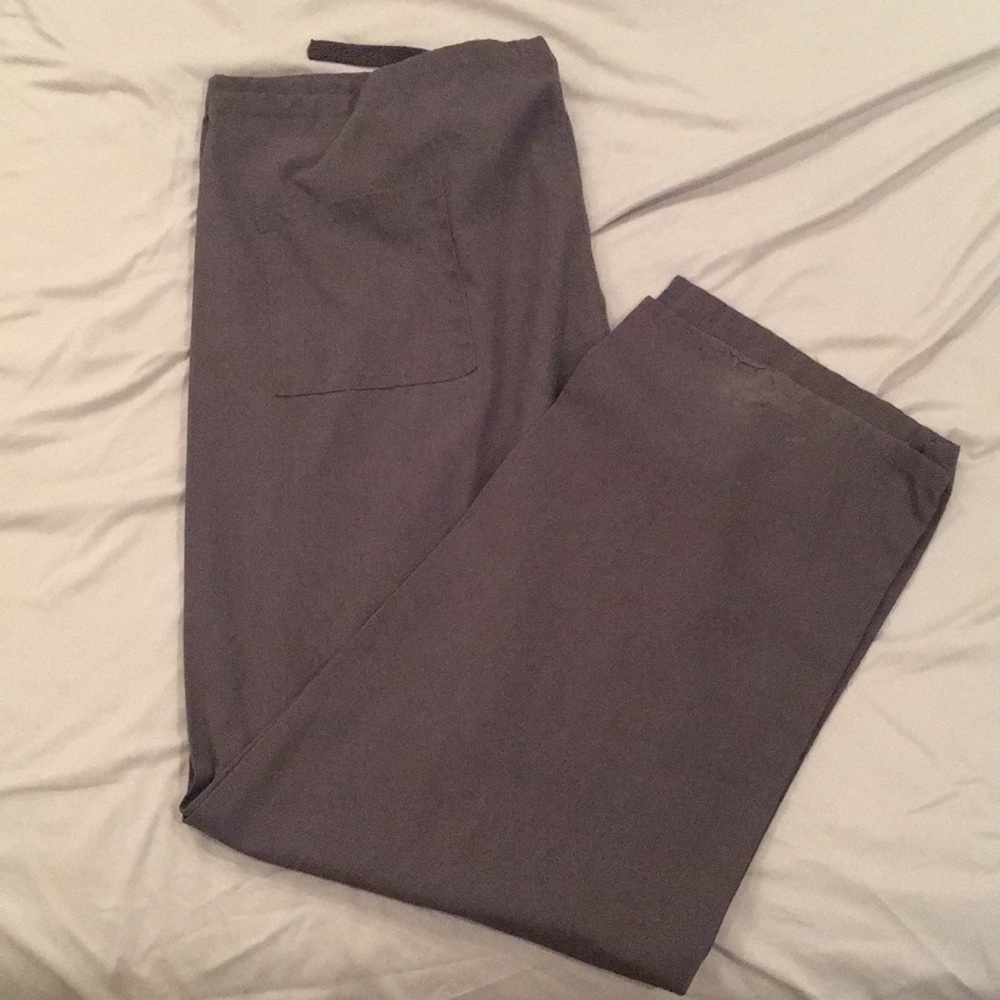 UA Gray scrub pants